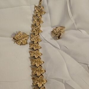 Gold Leaf Jewelry Set